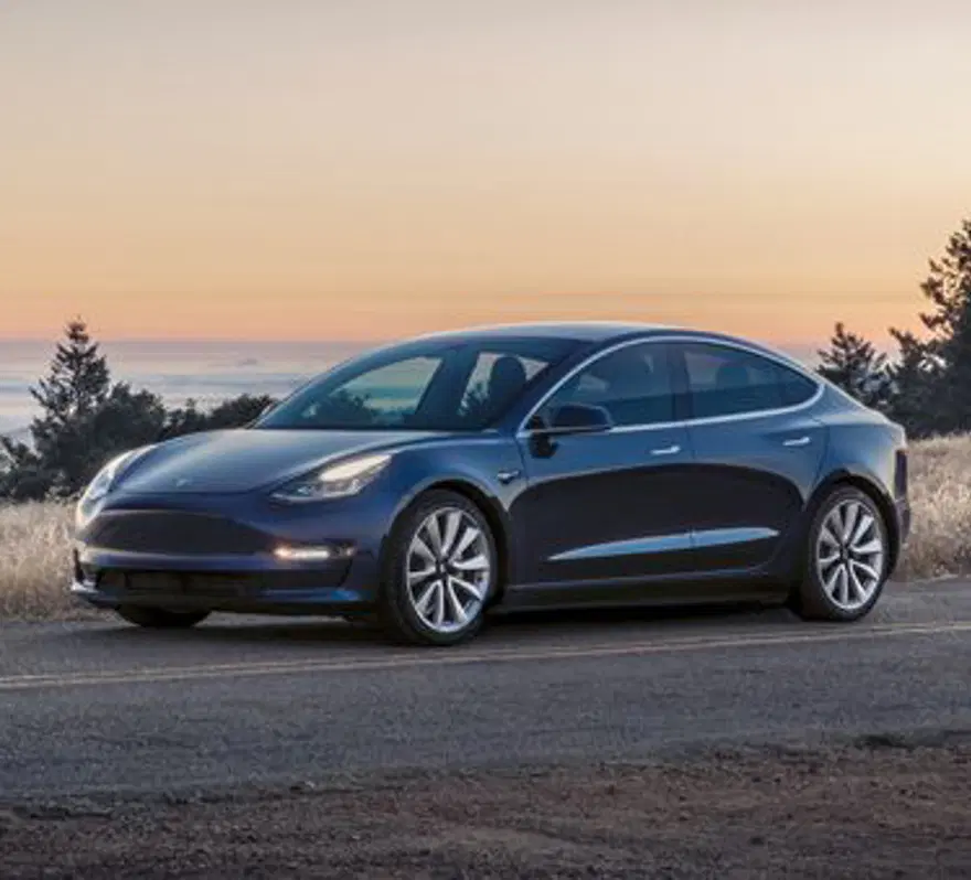 Elon Musk: Tesla ölümden döndü 5