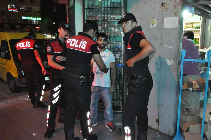 Bağcılar'da geniş çaplı operasyon 9