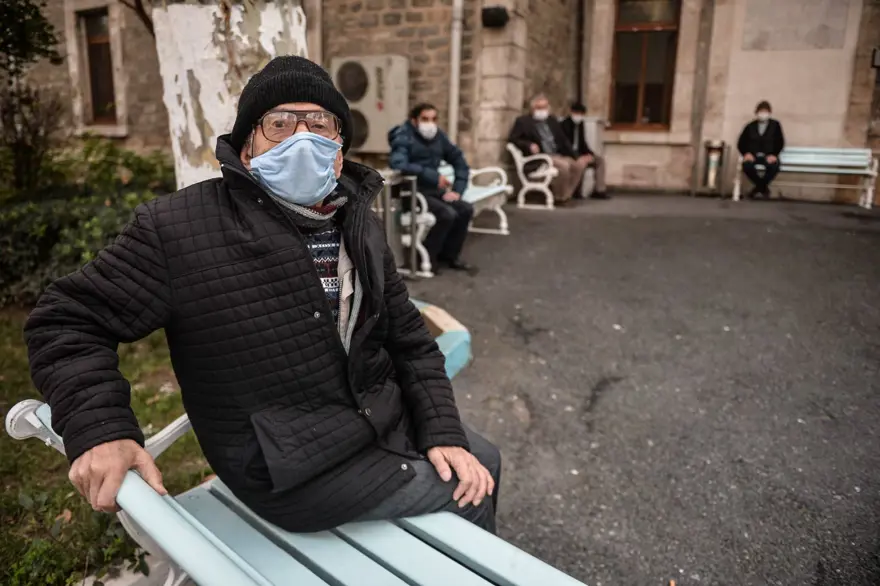 Türkiye'de ilk vaka görüldüğü gün kapılar kapandı! Darülaceze'de 'kapalı' 9 ay 6 Türkiye'de ilk vaka görüldüğü gün kapılar kapandı! Darülaceze'de 'kapalı' 9 ay 6