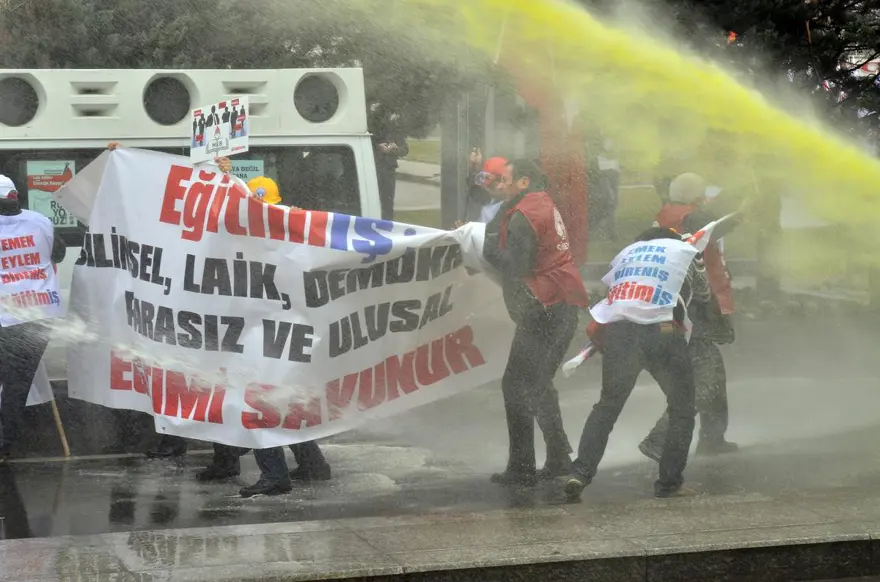 Ankara'da eyleme müdahale 7