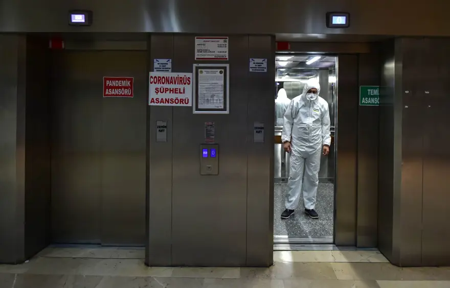 İstanbul'daki corona virüs savaşı böyle görüntülendi 14