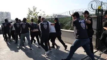 Futbol kulübü adına loca satışına tutuklama