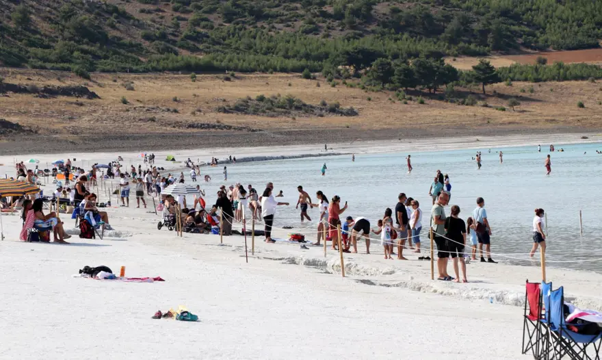 'Türkiye'nin Maldivleri' Salda Gölü'ne ziyaretçi akını: 600 bin turist ağırladı 6