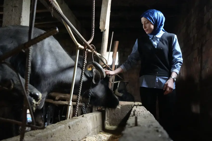 Devlet desteğiyle kendi çiftliğini kurdu: Köyün simgesi oldu 4
