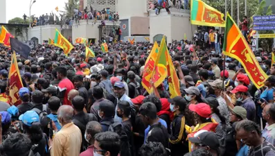 Sri Lanka'da son durum: Başbakan ve Devlet Başkanı'ndan istifa kararı