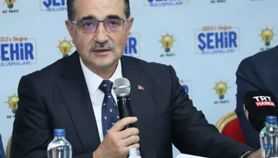 Bakan Dönmez: Türkiye'de bir gaz merkezi oluşturmanın adımlarını atıyoruz