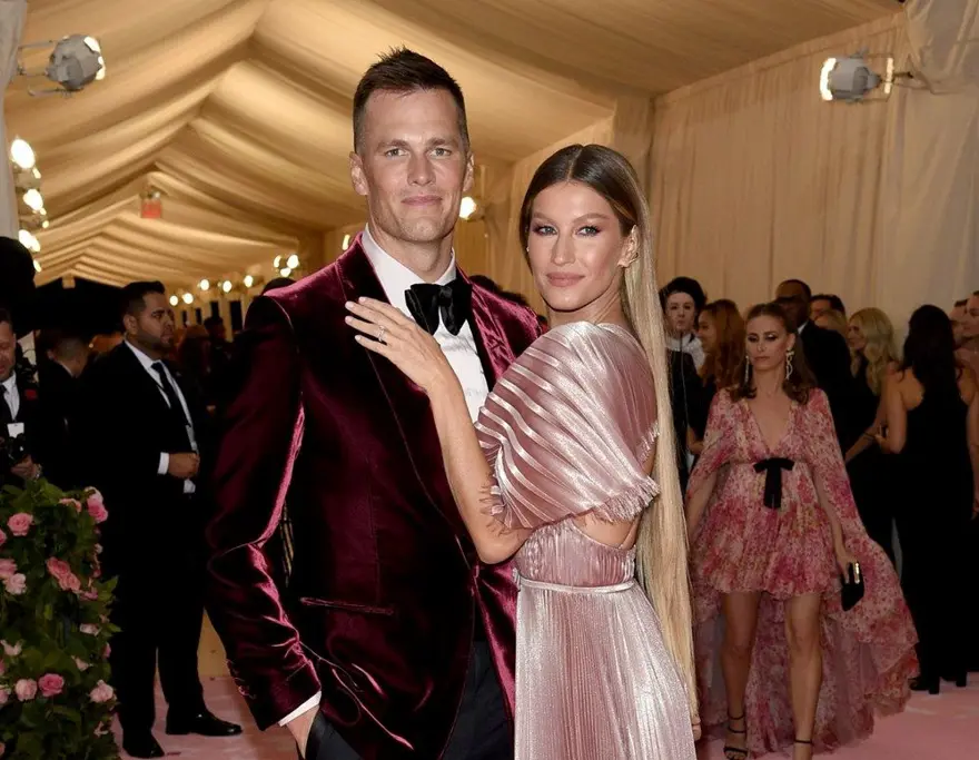 Gisele Bündchen ile Tom Brady komşu oldu 1