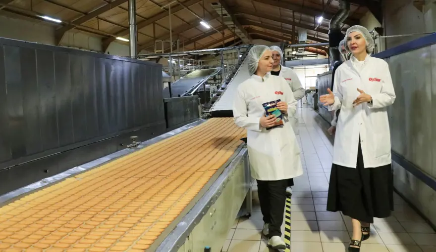 Bisküvi paketindeki kız o fabrikaya direktör oldu 3