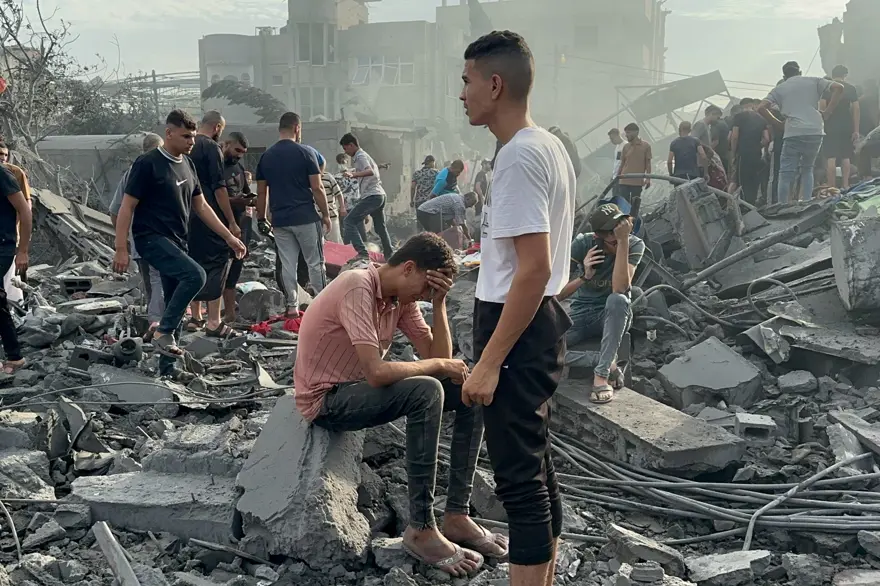 Netanyahu'dan işgal sinyali | Gazze'de can kaybı 10 bini aştı 15