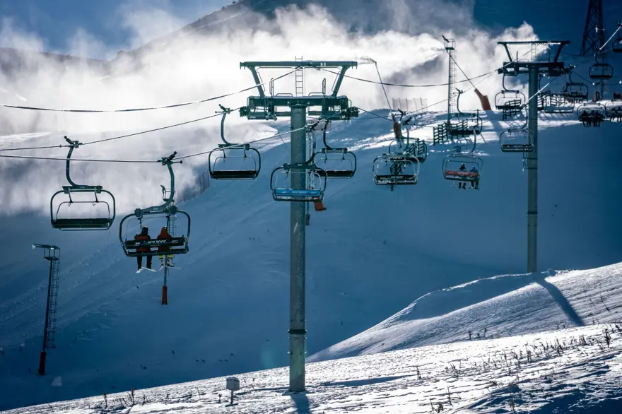 Kar kalınlığı 82 santimetre! Palandöken'de kayak sezonu başladı 9