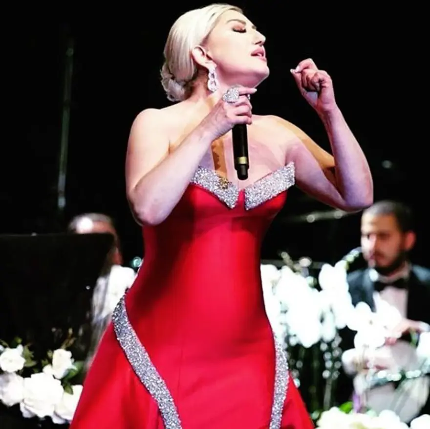 Muazzez Ersoy: Lady Gaga beni taklit ediyor 10 Muazzez Ersoy: Lady Gaga beni taklit ediyor 10