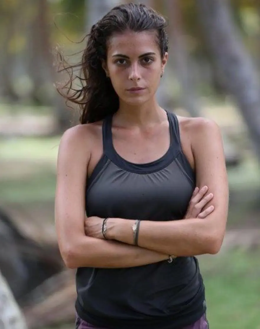 EZGİ AVCI 10 EZGİ AVCI 10