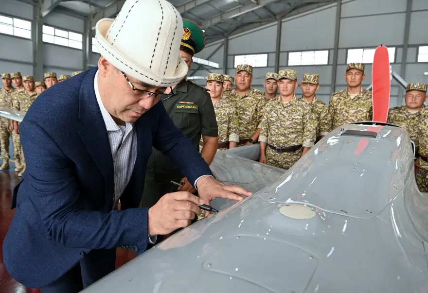 Kırgızistan Türk SİHA'sı TB2 için özel üs kurdu 2 Kırgızistan Türk SİHA'sı TB2 için özel üs kurdu 2
