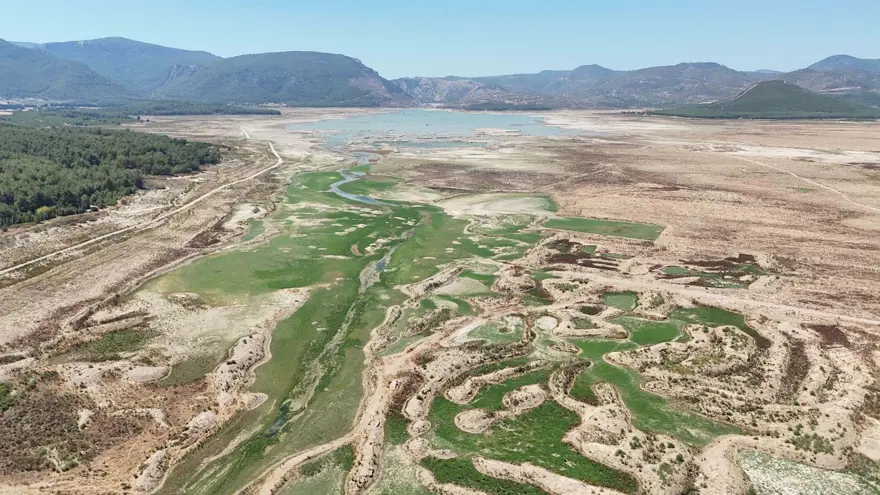 TAHTALI BARAJI KURUMAK ÜZERE 3 TAHTALI BARAJI KURUMAK ÜZERE 3
