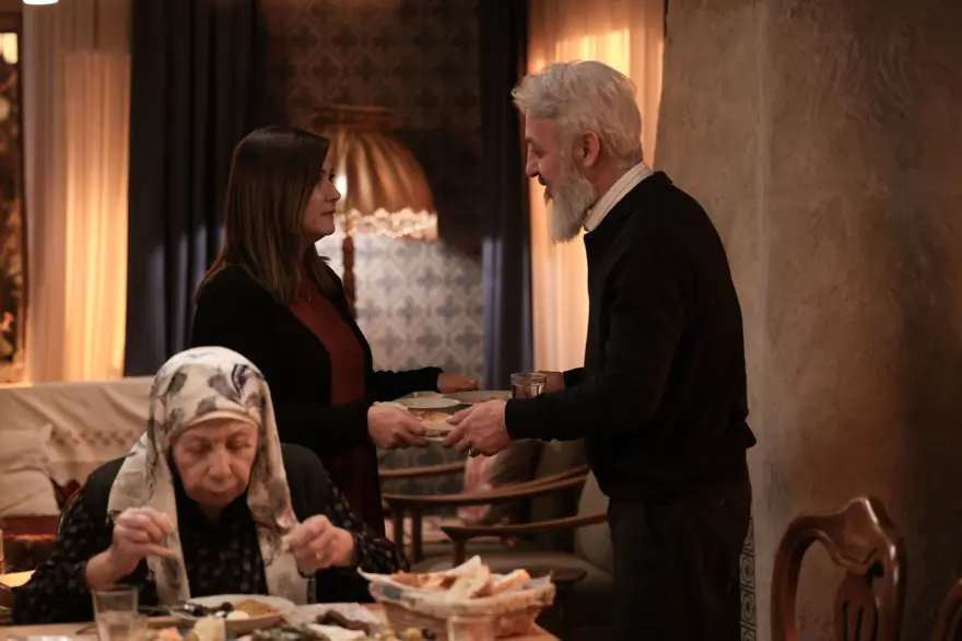 ÇİÇEK'İ KAHREDEN SIR 3