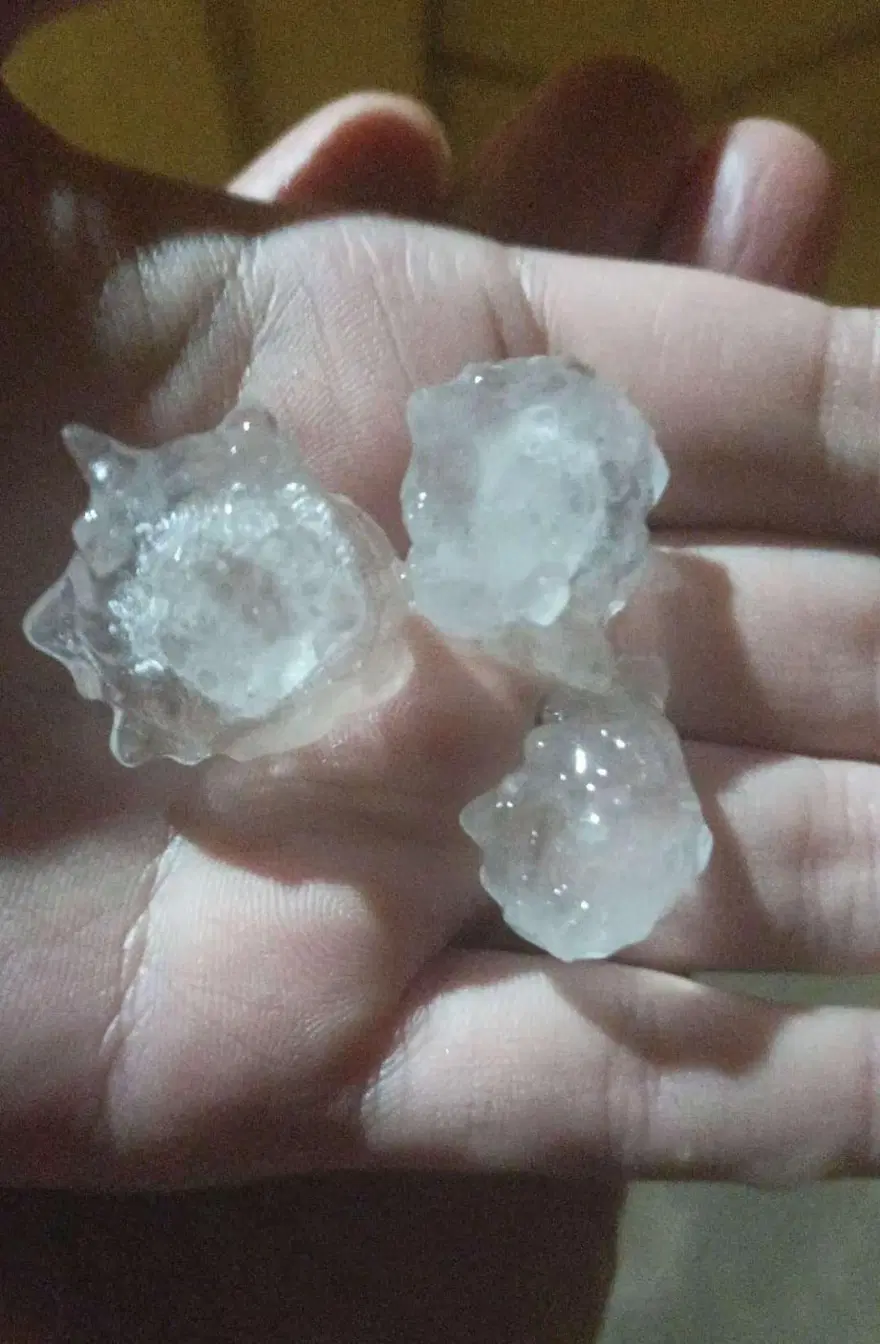 "Sarı kod" İstanbul'u vurdu: Sağanak hayatı felç etti 3 "Sarı kod" İstanbul'u vurdu: Sağanak hayatı felç etti 3