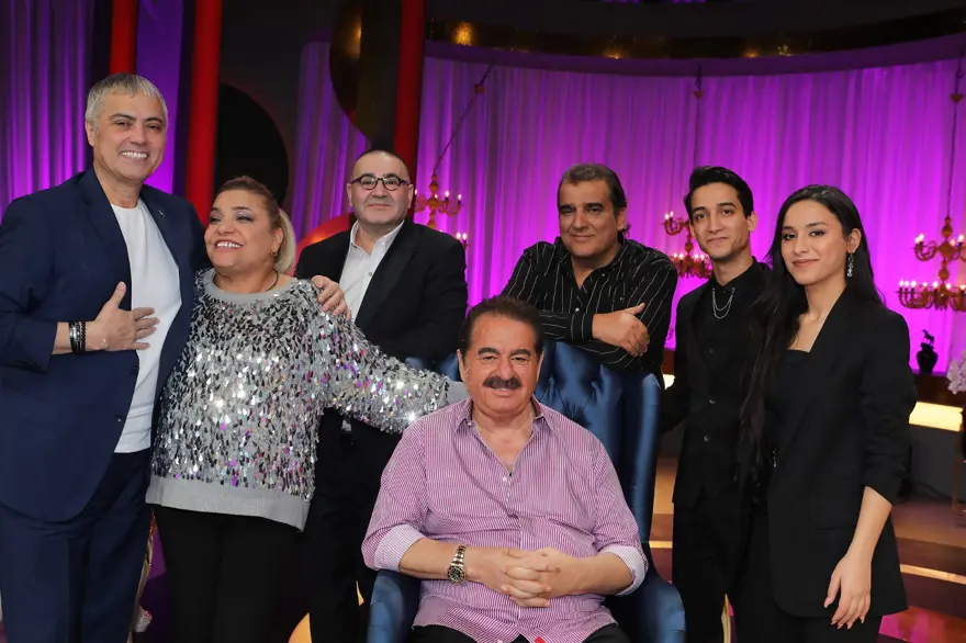 İbo Show'un yeni bölüm konukları: Kibariye, Ömer Danış, Cengiz Kurtoğlu, İbrahim Karakaş, Zeliha Kendirci ile Şahin Kendirci 5 İbo Show'un yeni bölüm konukları: Kibariye, Ömer Danış, Cengiz Kurtoğlu, İbrahim Karakaş, Zeliha Kendirci ile Şahin Kendirci 5