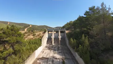 Baraj kurudu: Artık su ihtiyacı kuyulardan karşılanıyor