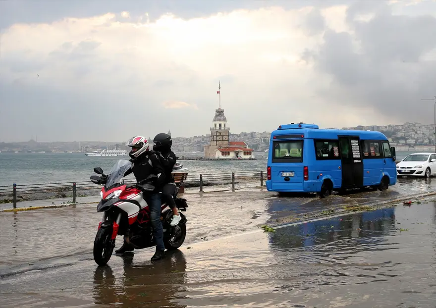 İstanbul'da etkili yağış (20 dakikalık kabus) 63