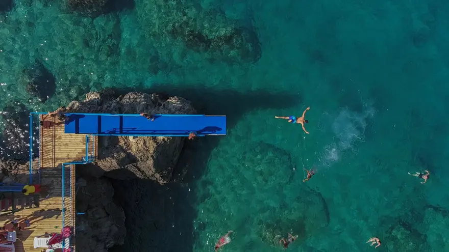 antalya falez plajları, erenkuş falez plajı, konserve koyu, mavi bayraklı falez plajları antalya falez plajları, erenkuş falez plajı, konserve koyu, mavi bayraklı falez plajları