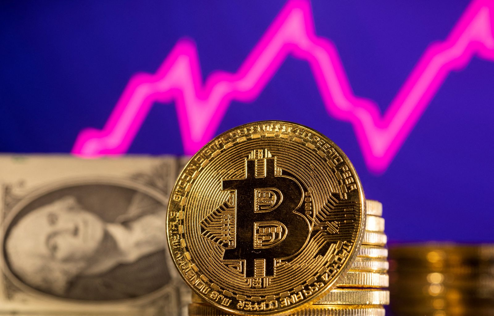 Bitcoin kritik seviyeyi aştı: Nisan 2022'den bu yana bir ilk