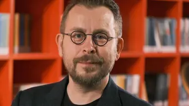 Şef Ömür Akkor kimdir, kaç yaşında?