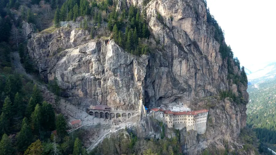 Sümela Manastırı’nda tüm alanlar ziyarete açıldı: Gizli şapele ulaşma çalışmaları sürüyor 15