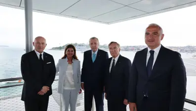 Cumhurbaşkanı Erdoğan İstanbul Modern'i ziyaret etti
