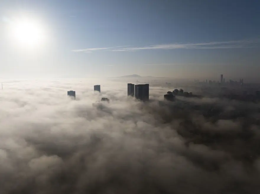 İstanbul yeni güne sisle başladı 1