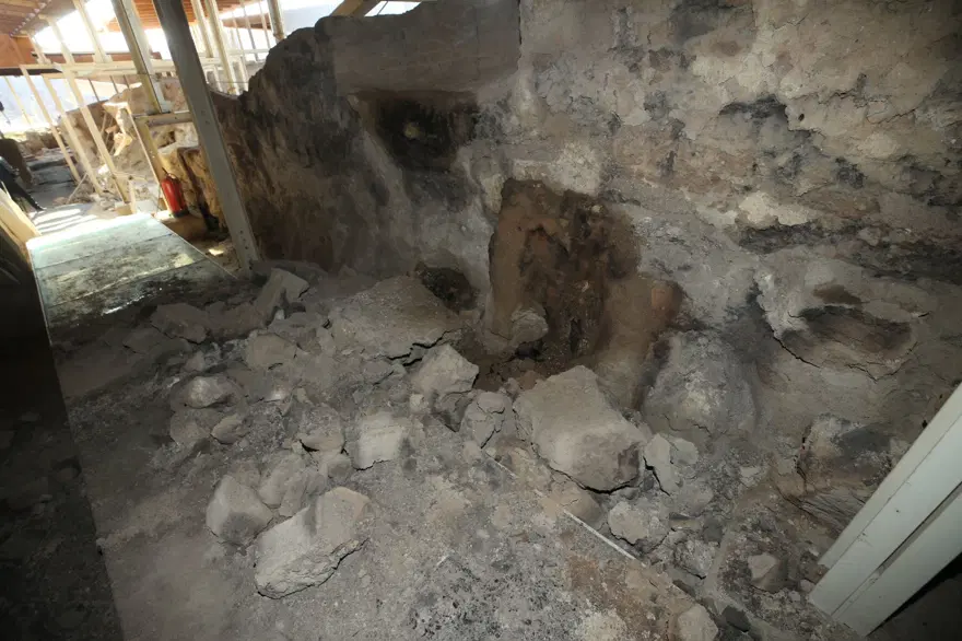Arslantepe Höyüğü depremde kısmen hasar gördü 2 Arslantepe Höyüğü depremde kısmen hasar gördü 2