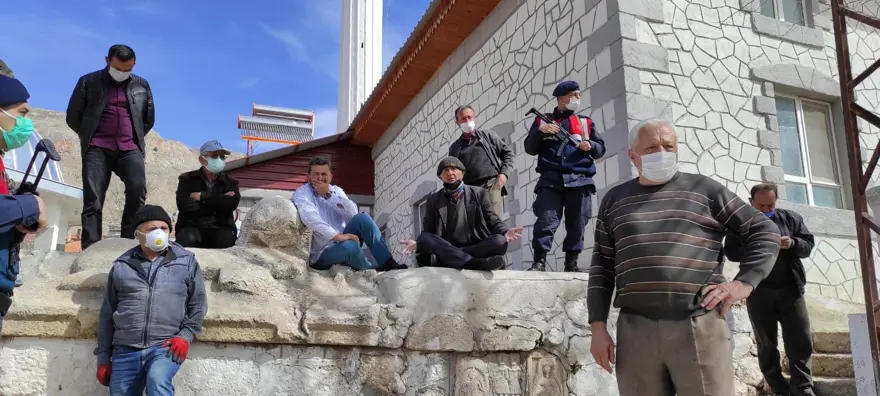 Korkuteli'nde tarihi eserleri müzeye vermeyiz nöbeti: 532 yıldır buradalar 