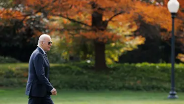 Biden, Trump’ı seçim zaferinden dolayı tebrik etti