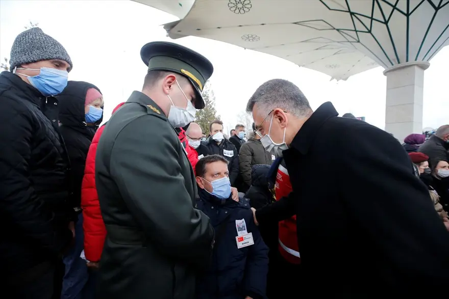 Pençe Kartal-2 Harekatı sırasında şehit olan askerler son yolculuğuna uğurlandı 11
