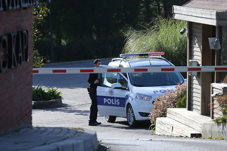 Mesut Yılmaz'ın oğlu ölü bulundu... İntihar şüphesi (Yavuz Yılmaz kimdir?) Mesut Yılmaz'ın oğlu ölü bulundu... İntihar şüphesi (Yavuz Yılmaz kimdir?)