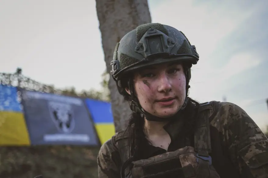 Ukraynalı kadınlar cephede görev almak için hazırlık yapıyor 44 Ukraynalı kadınlar cephede görev almak için hazırlık yapıyor 44