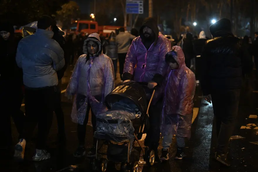 Depremin 2. yılında kayıplar anılıyor 1