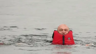 Suya düşen liderden, İngiltere başbakanına gönderme