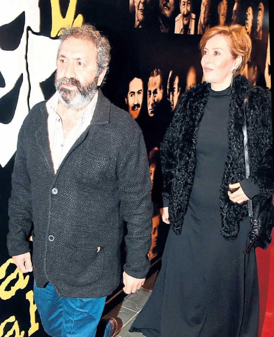 Dümbüllü'nün fesi artık Şevket Çoruh'ta (Baba Sahne açıldı) 16