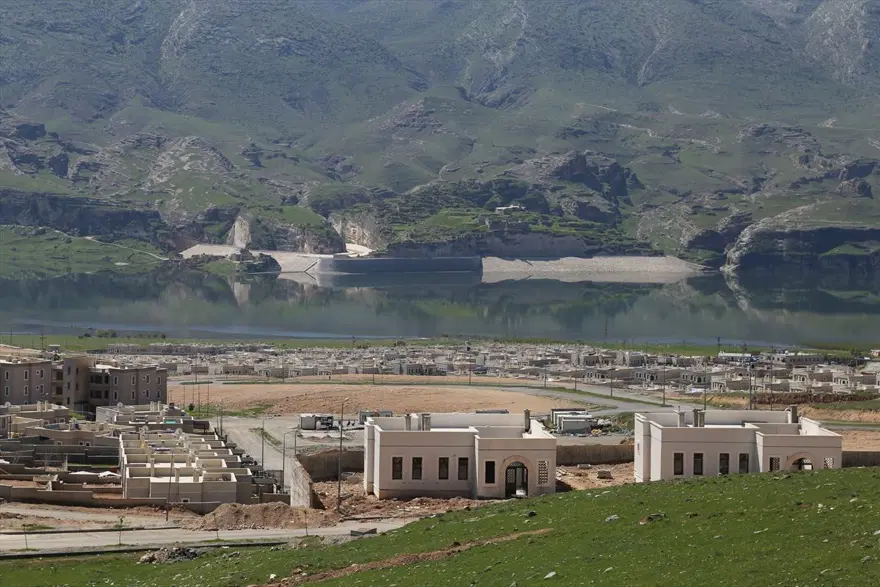 Tarihi Hasankeyf'e 3 limandan ulaşılacak 13