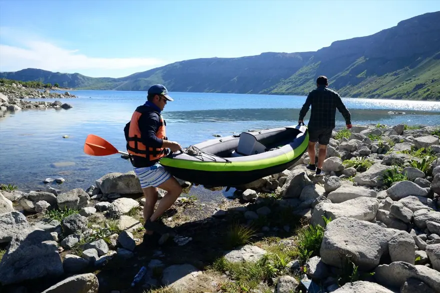 Kampçıların yeni gözdesi: Nemrut Krater Gölü 7 Kampçıların yeni gözdesi: Nemrut Krater Gölü 7