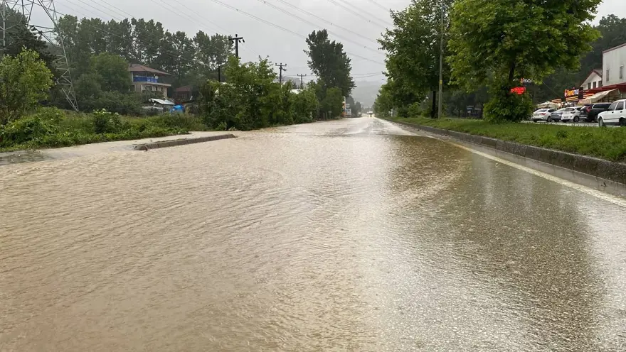 Batı Karadeniz'i yine sel vurdu 64