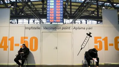 AB'de kitlesel aşılama başladı