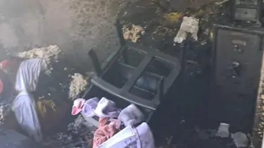 Samandağ'da yanan ev kullanılmaz hale geldi