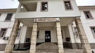 İstismar iddiasında anne ve sevgilisi tutuklandı