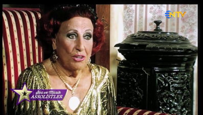 Söz ve Müzik - Assolistler - Müzeyyen Senar