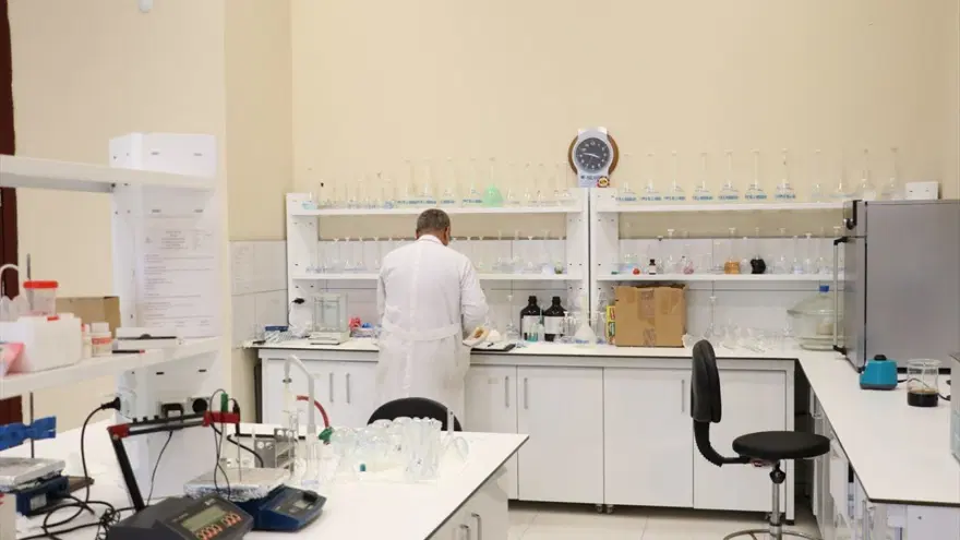 Samanlıkta saklanıp teröristlerdenkurtuldu, profesör oldu 3 Samanlıkta saklanıp teröristlerdenkurtuldu, profesör oldu 3