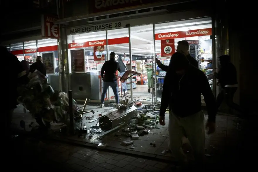 Almanya savaş alanına döndü 2 Almanya savaş alanına döndü 2