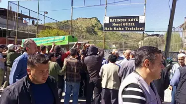 Yangında ölen 2 yaşındaki Mehmet son yolculuğuna uğurlandı