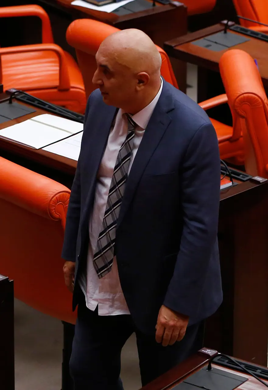 Meclis'te yumruklu kavga 26