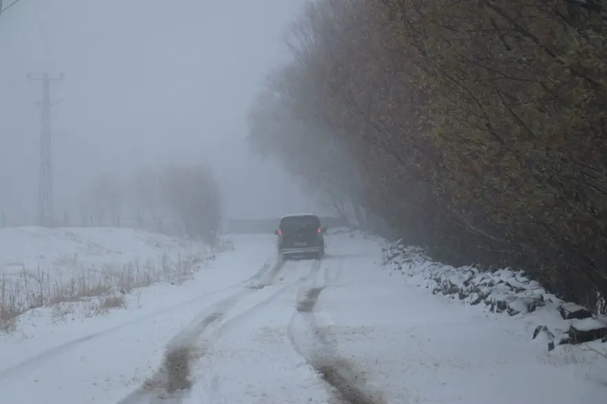 8 ilde kar yağışı etkili oluyor: Ulaşımda aksamalar yaşanıyor 12
